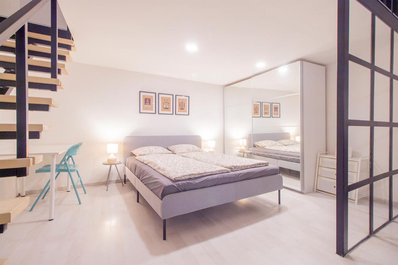 Industrial Double Loft Apartment Budapeste Exterior foto